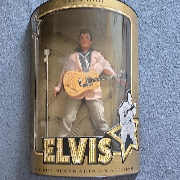 Hasbro Other - Elvis Presley Collectible Teen Idol Figure with Guitar 1993